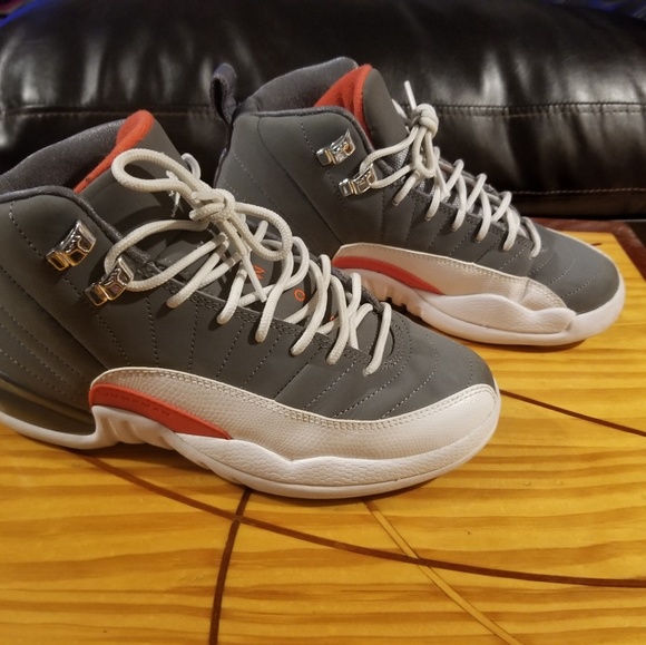 jordan 12 size 4